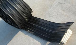 钢边橡胶止水带连接方式有几种 钢边橡胶止水带厂家